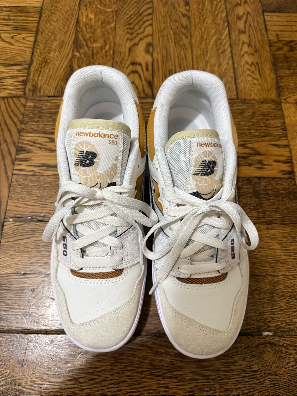Women’s New Balance 550, size 8 - Picture 2 of 7